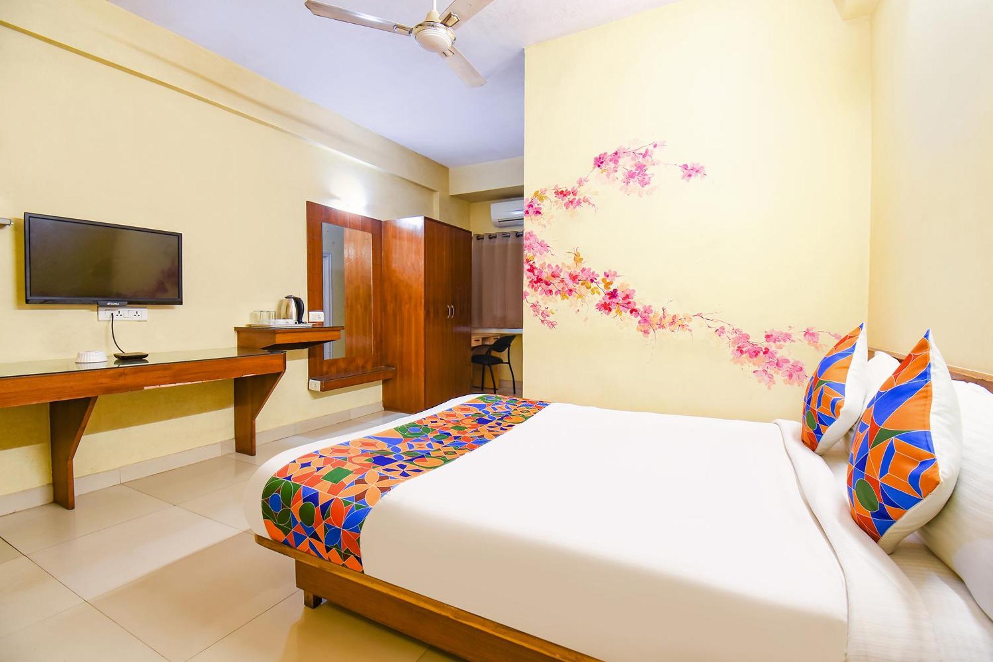Fabhotel Prime Yash Residency - Nr Lonavala Railway Station Екстериор снимка
